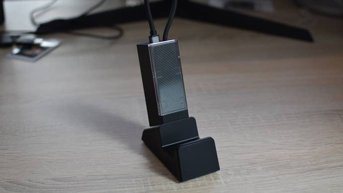 The JSAUX 6-in-1 Multifunctional Docking Station.