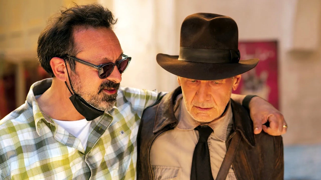 James Mangold directing Harrison Ford in Indiana Jones and the Dial of Destiny