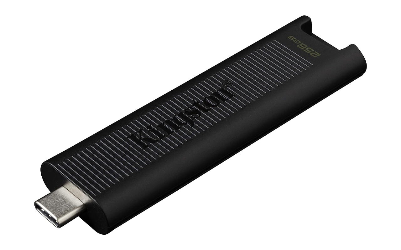 Save £11 on this speedy 256GB USB-C memory stick from Kingston - now just £30 from Amazon