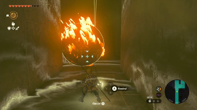 Link getting ready to use his Recall ability to rewind a fireball in the Lightning Temple and move past it.