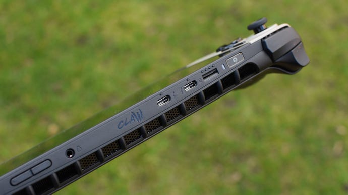 A presumption of the apical ports and powerfulness fastener connected the MSI Claw 8 AI+.