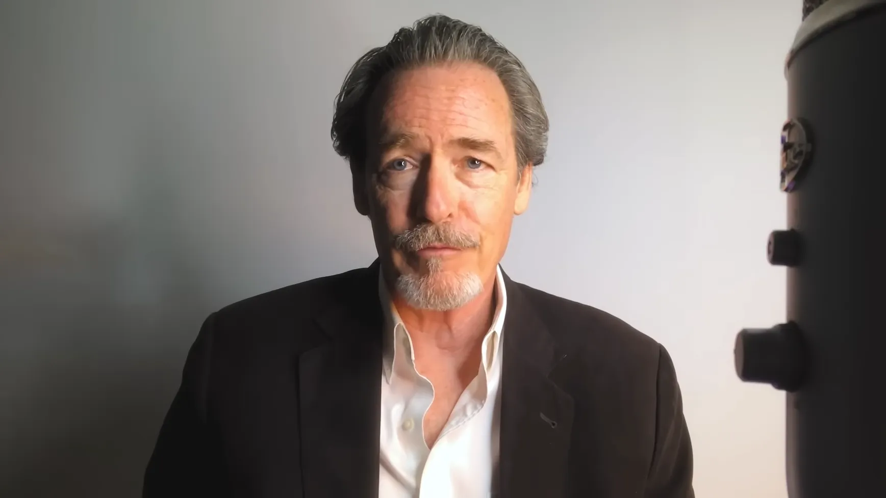 James McCaffrey, conhecido por Max Payne, faleceu aos 65 anos ...