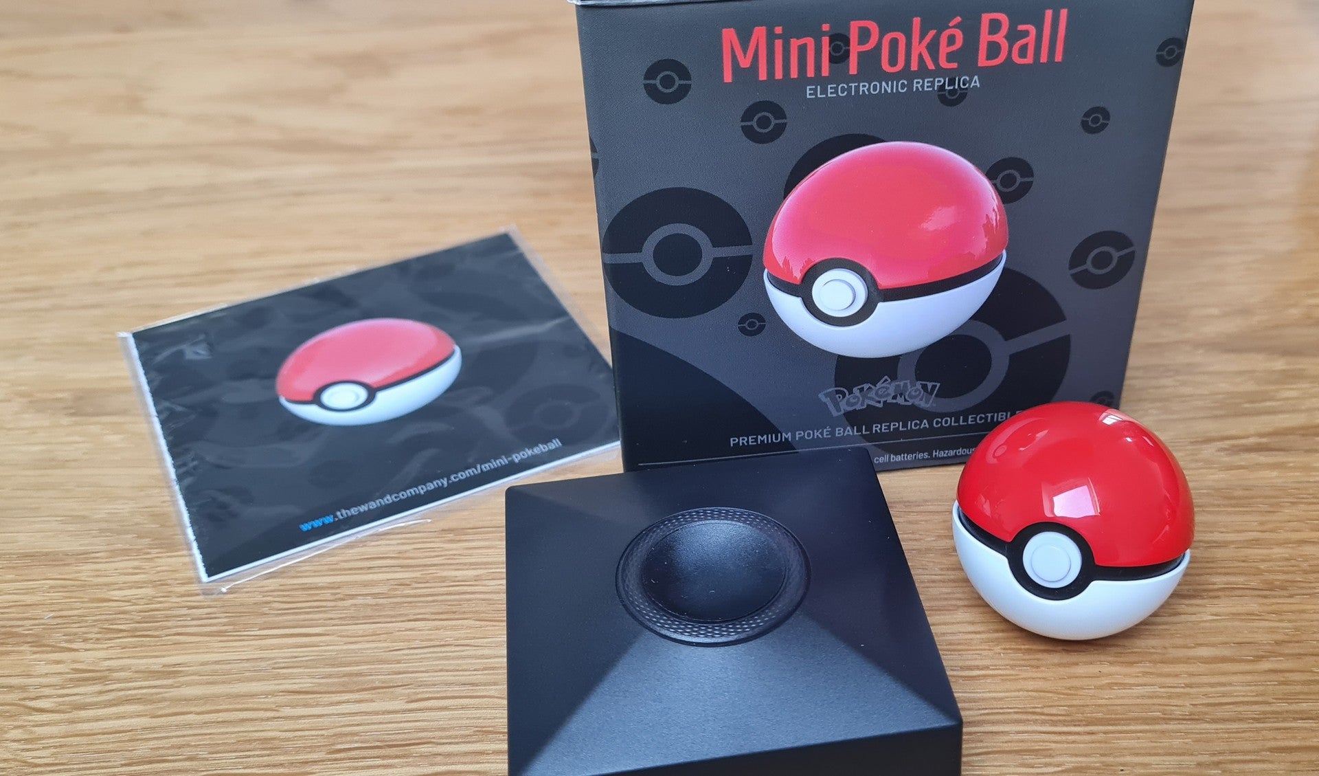 Der Mini Poké Ball ist wenig mehr als ein schickes Sammlerstück, aber ...