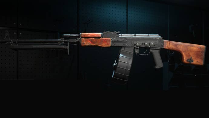 Modern Warfare 2 screenshot showing a close up of the RPK.
