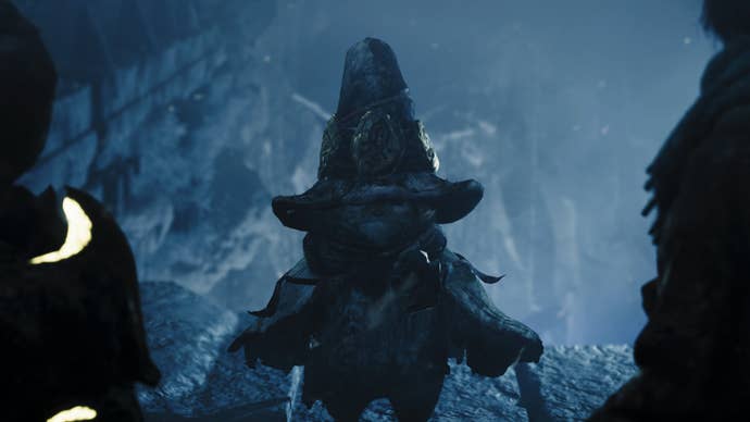 A Monster Hunter Wilds screenshot showing the short Lynian Rove at the edge of a cliff looking toward the camera.