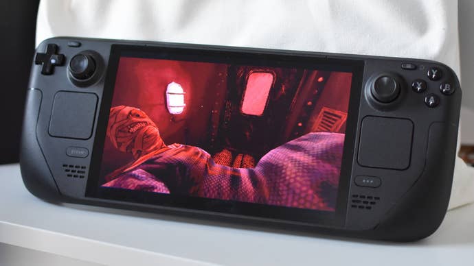 Mouthwashing moving connected a Steam Deck OLED.