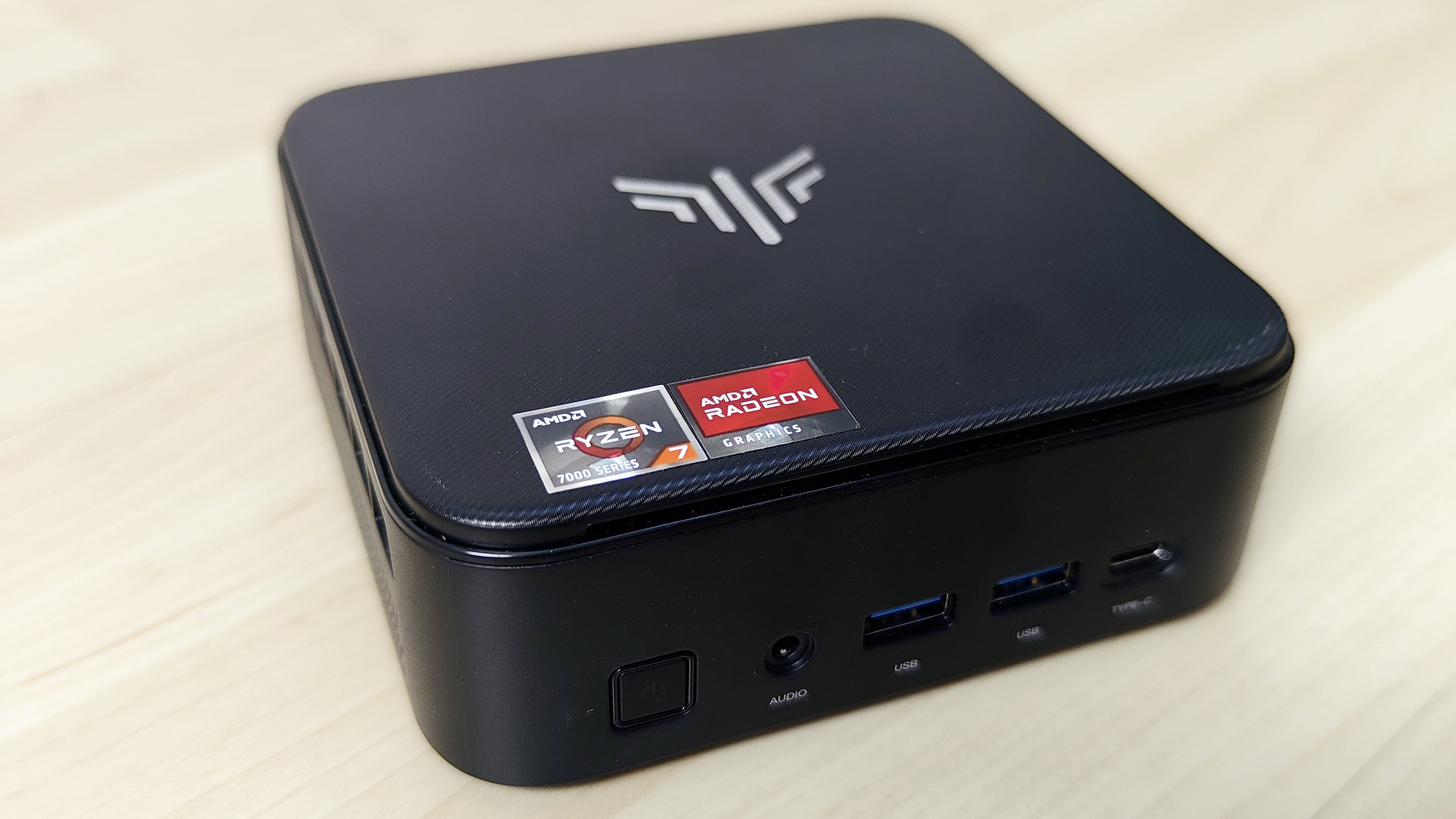 NiPoGi E3B Mini-PC im Test - Kompakter Allrounder für Office, Multimedia und Casual Gaming