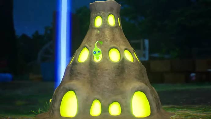 A Glow Pikmin in their hive.