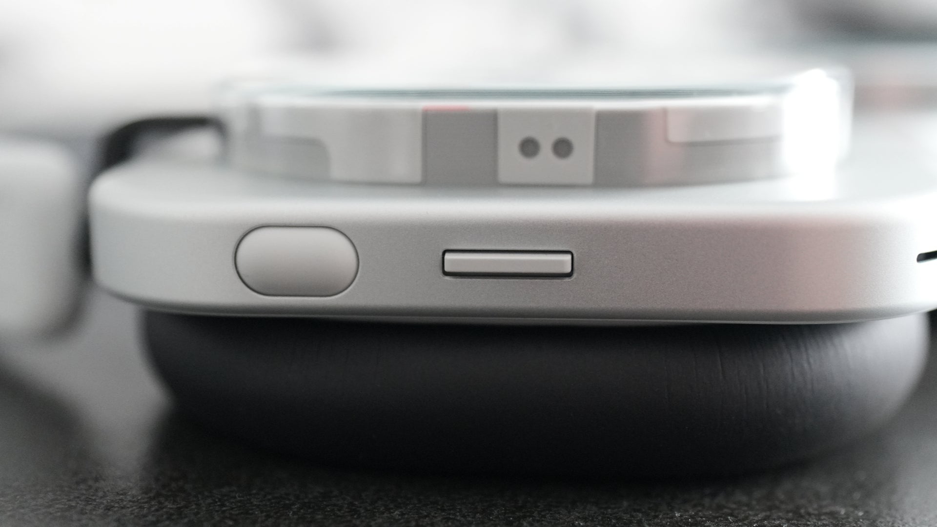 Closeup of Nothing Headphone (1) media controls