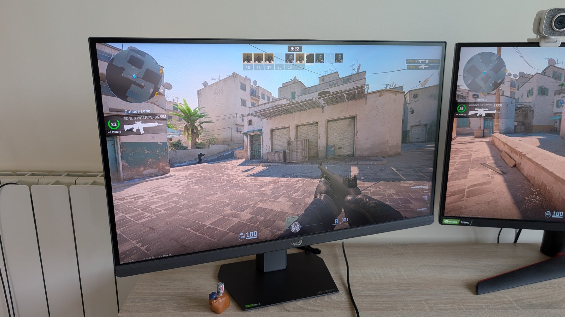 Counter-Strike 2 running on an Asus ROG Strix XG27AQNGV monitor with G-Sync Pulsar enabled.