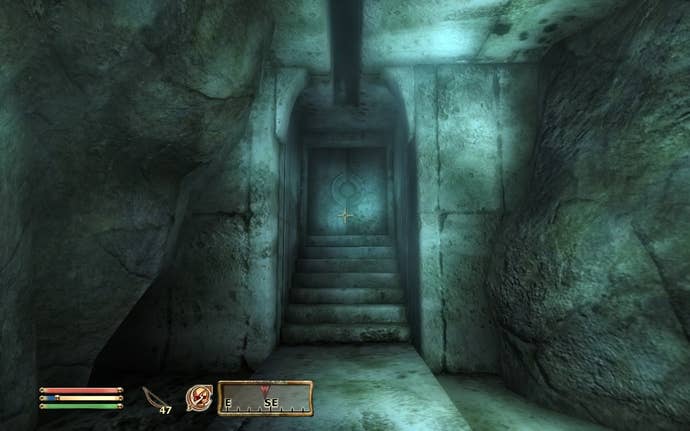 A murky underground tunnel in Oblivion.
