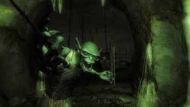A green goblin attacks the player in Oblivion.