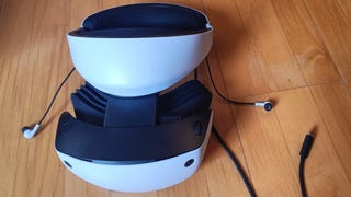 Wir durften PlayStation VR2 schon auspacken und anfassen – wie fühlt es sich an?