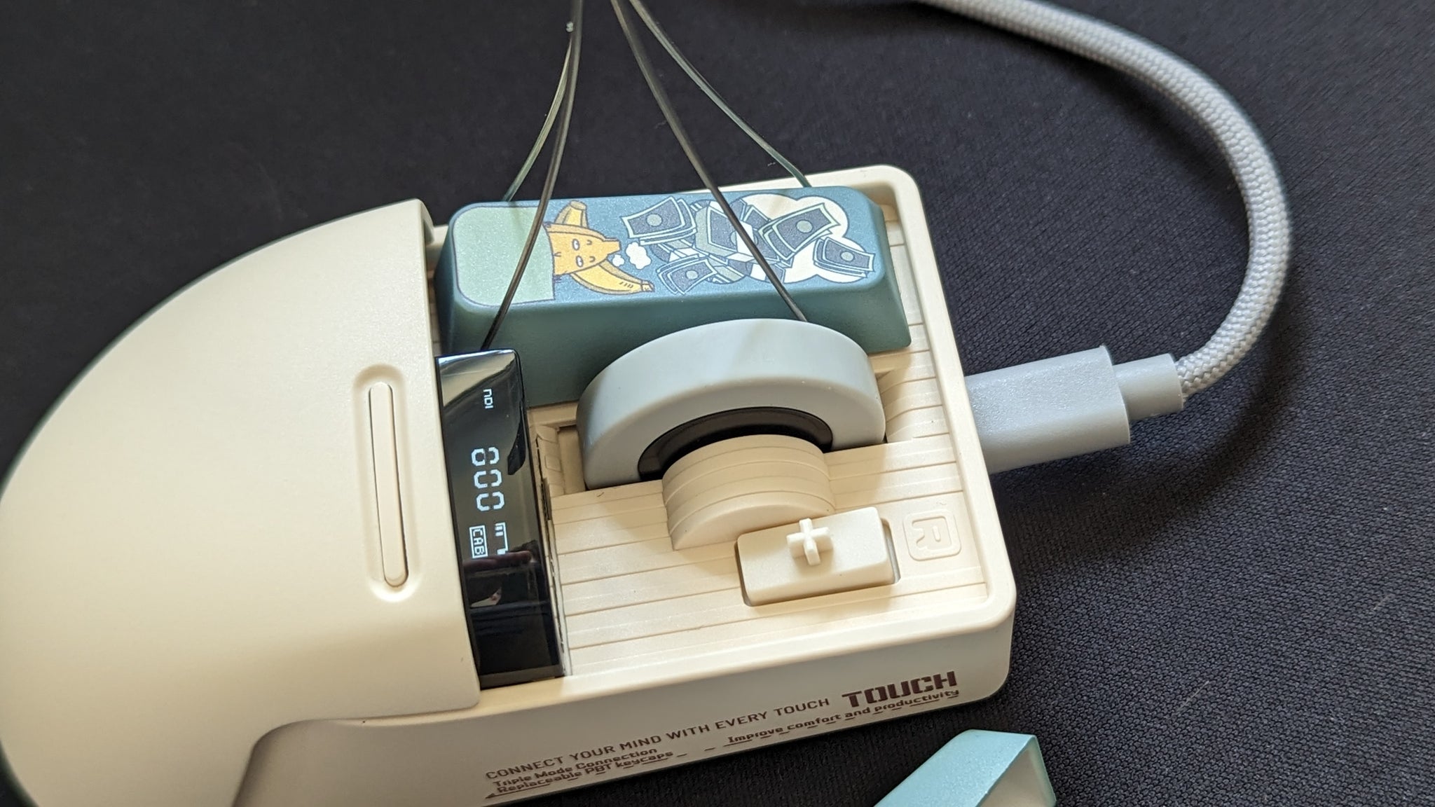 Keeb Mouse Weird tech reviews: a mouse with swappable keycaps, a see-through keeb ...