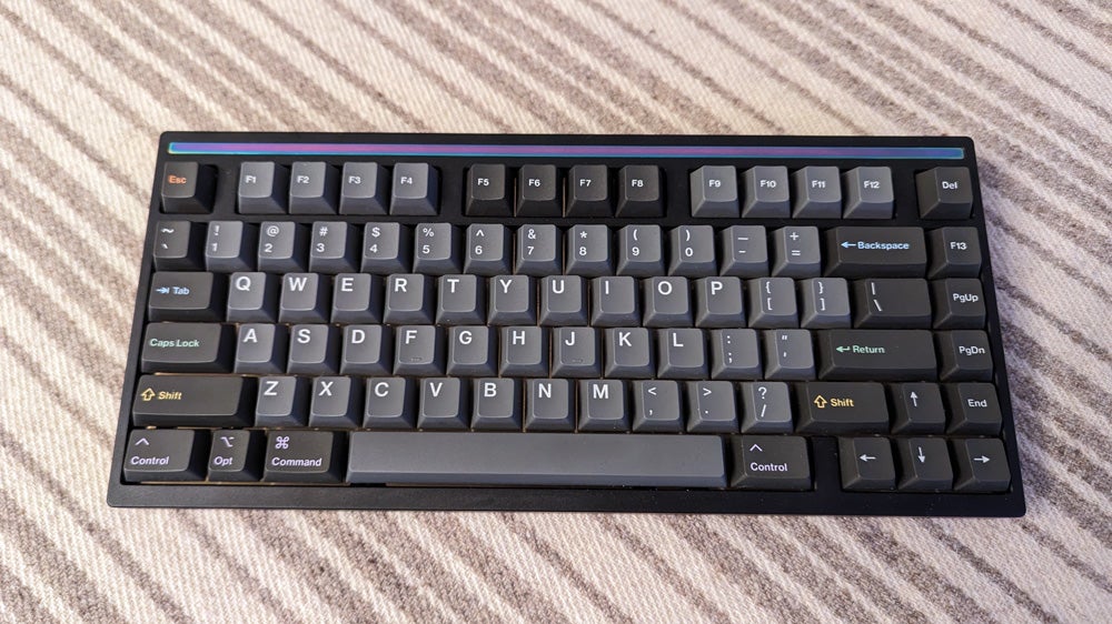 a drop sonnet keyboard on a table