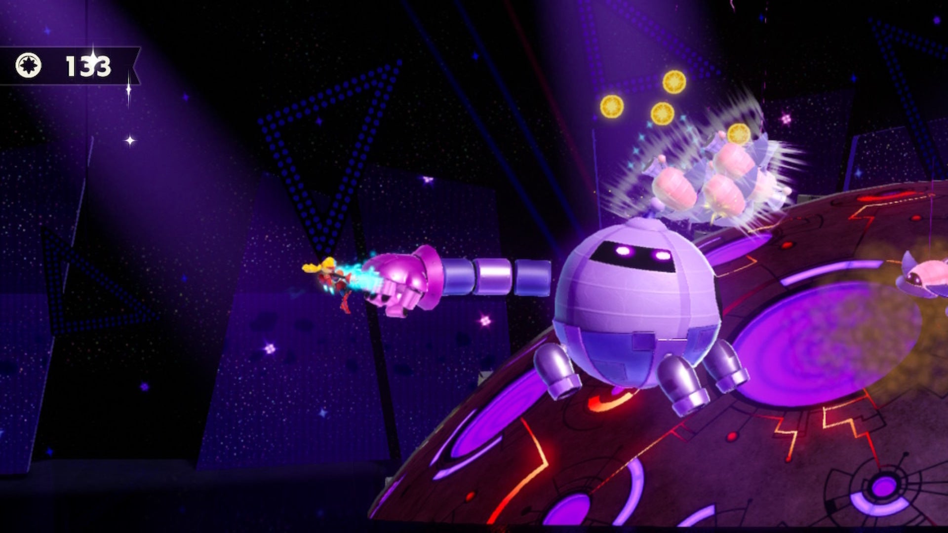 Mighty Peach fights with an alien boss while in space in Princess Peach: Showtime - 5