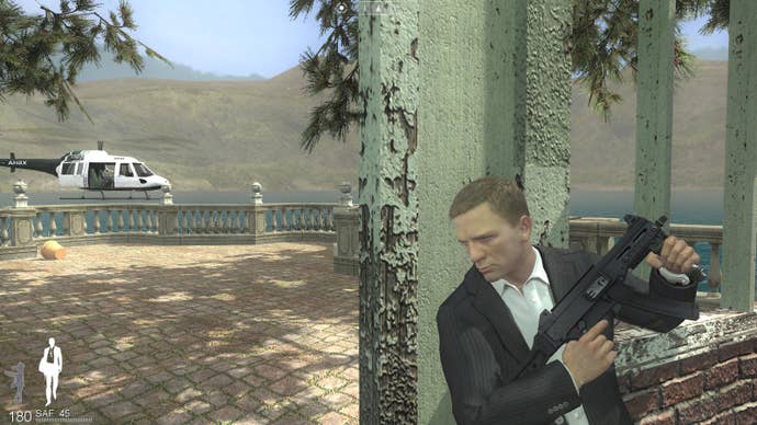 Daniel Craig’s Bond hides behind a pillar in the Quantum of Solace game.