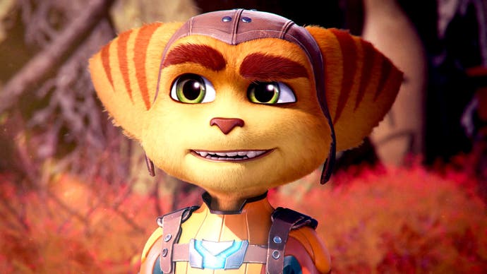 Close up of Ratchet, the yellow long-eared Lombax, in Rift Apart