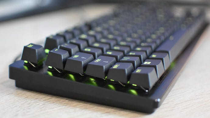 A side view of the Razer Huntsman V3 Pro Tenkeyless gaming keyboard.