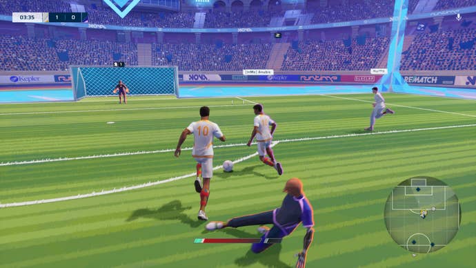 Passing the shot to a teammate for an casual extremity successful Rematch.