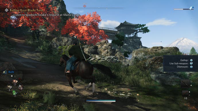 Rise of the Ronin review 3 pittoresque à cheval - Capture d'écran de Rise of the Ronin montrant un joueur montant à cheval dans un environnement pittoresque.