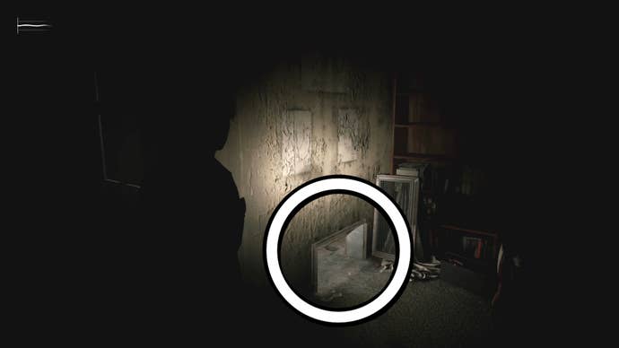 A white circle showing a gap in a wall in Silent Hill 2.