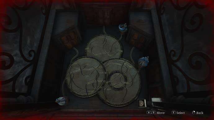 James looks at the Music Box found in the Lake View Hotel Lobby in the Silent Hill 2 remake