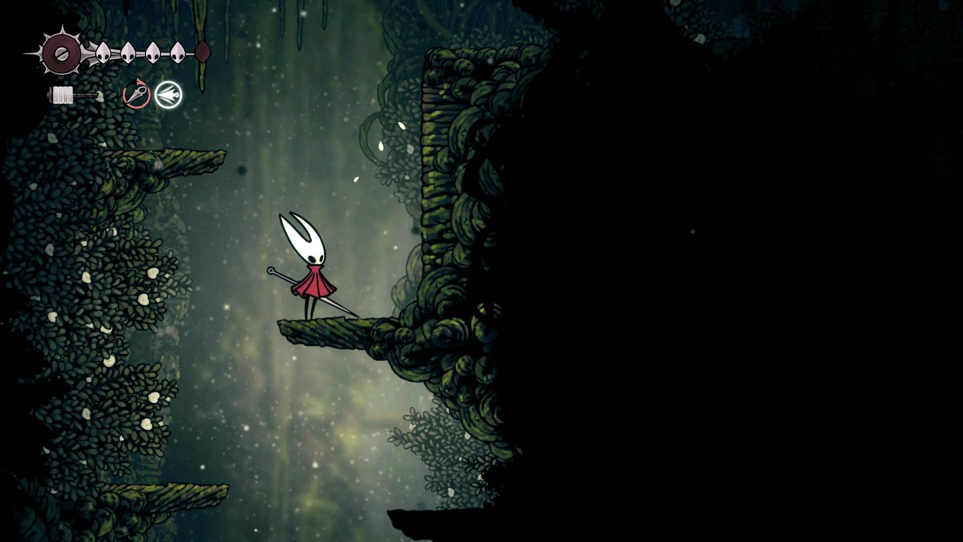 Hornet fica em uma borda em Shellwood em Hollow Knight: Silksong