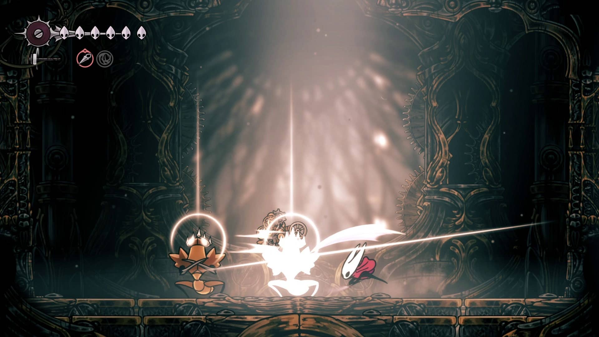 Hornet ataca um dos dançarinos de Cogwork em Hollow Knight: Silksong