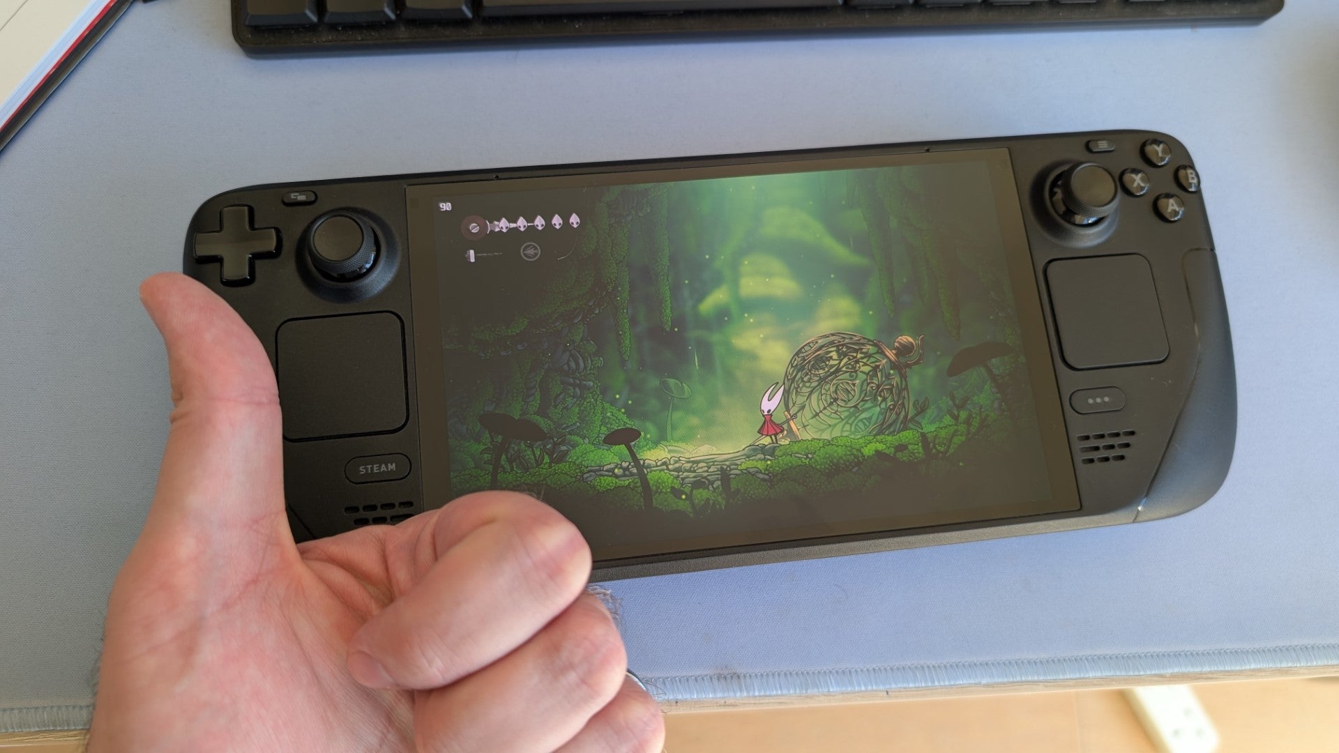 Hollow Knight: Silksong running on a Steam Deck OLED. - 4