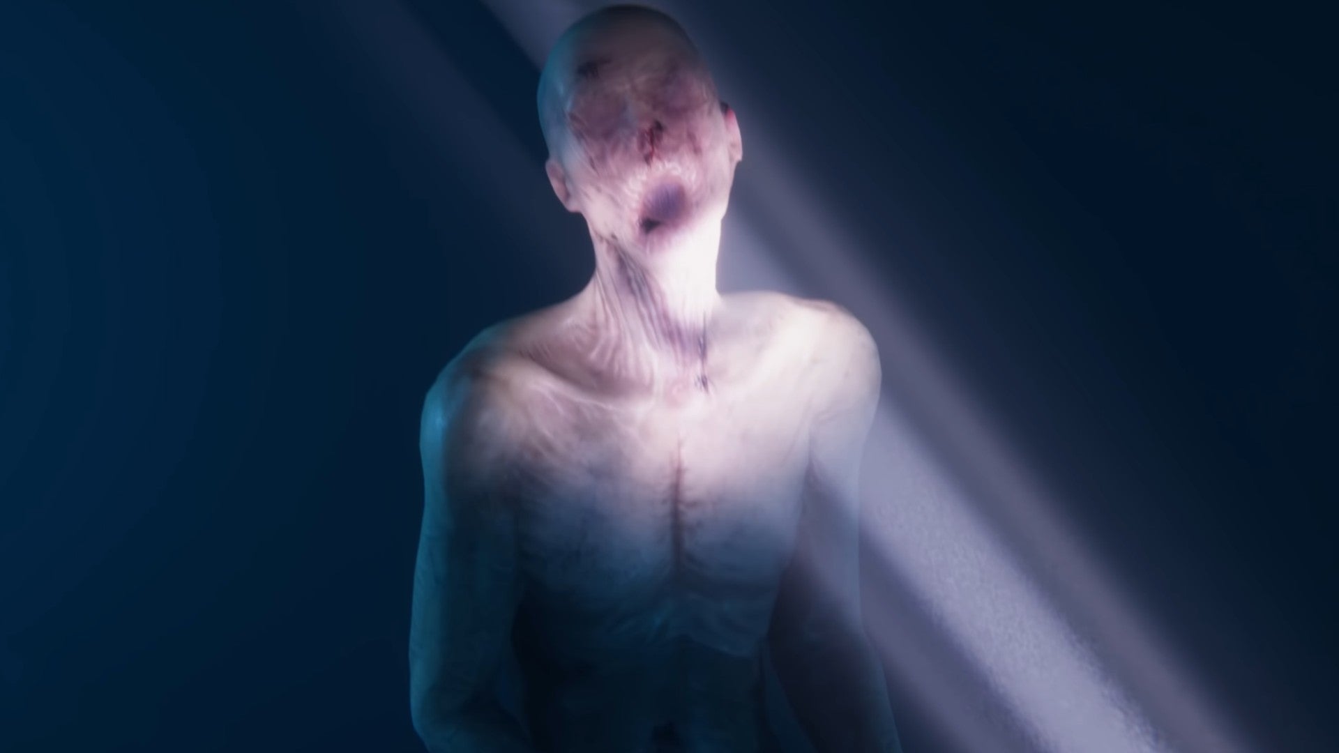 A screaming mutant lit solely by torchlight in Sons Of The Forest. - 1