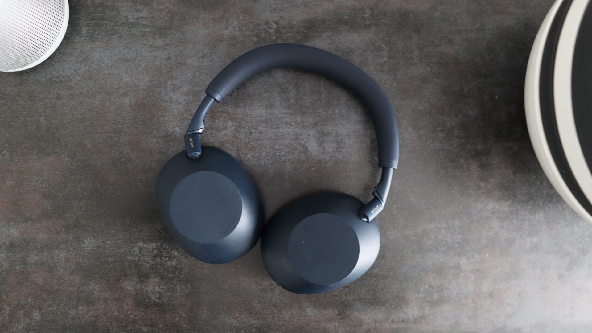 After 18 hours flying economy with Sony's WH-1000XM6, I may just have a new favourite pair of ANC headphones