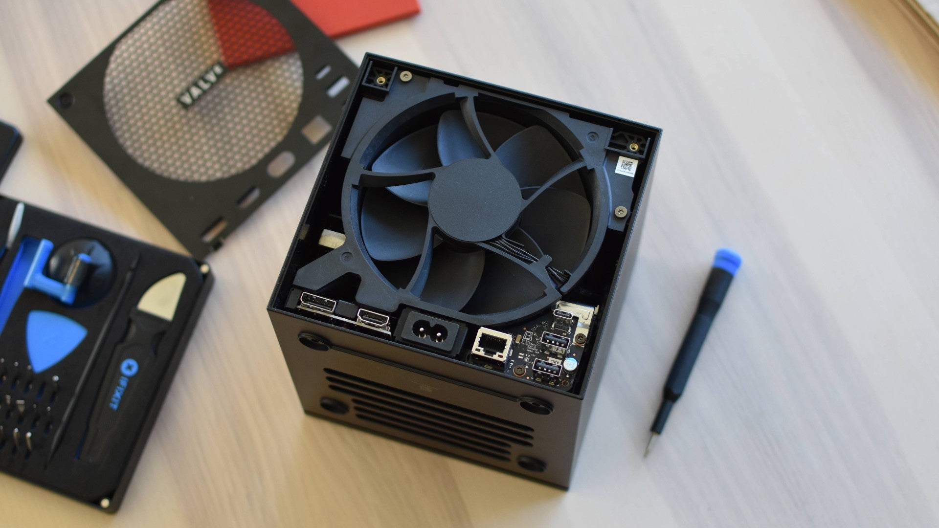 A view of the Steam Machine with its rear fan grate panel removed.