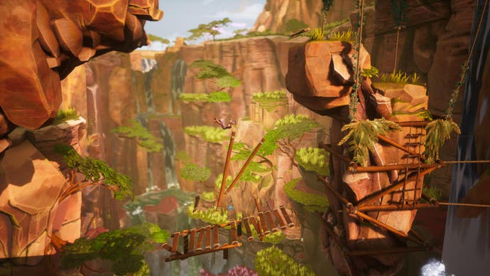 Captura de pantalla de Tales of Kenzera que muestra al personaje principal cayendo a través del entorno de la jungla mientras el puente se derrumba