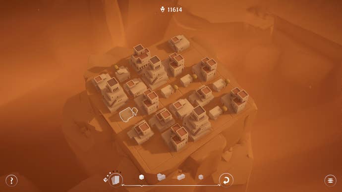 A packed desert town in Urbo