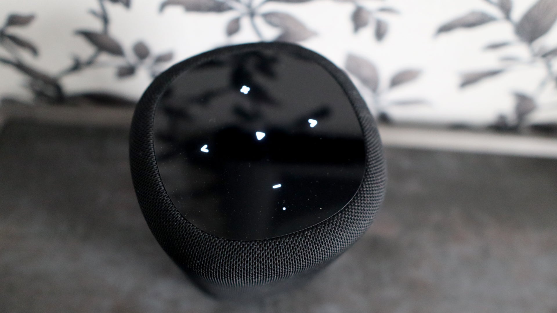 WiiM Sound Lite speaker control panel