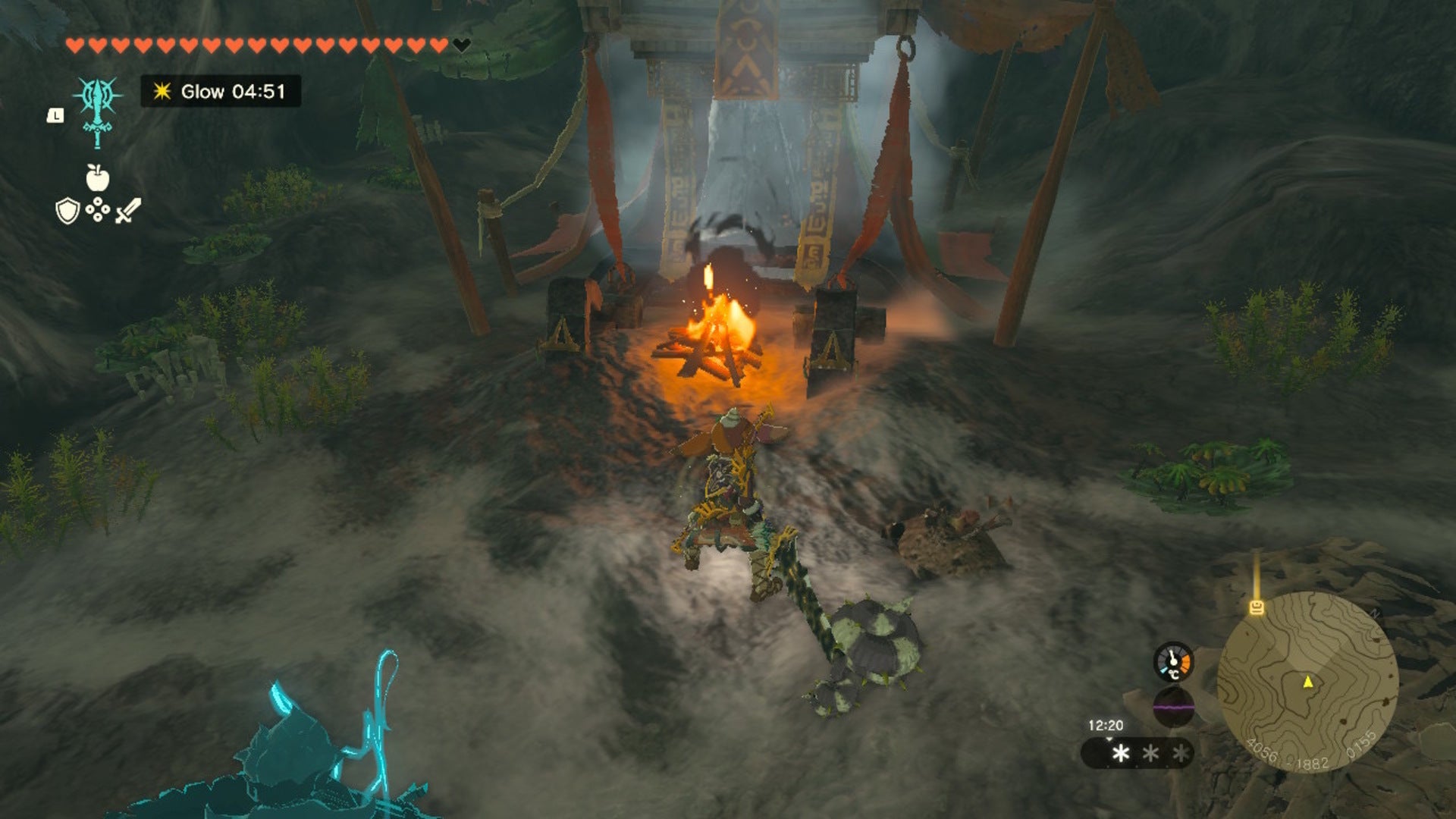 Link melts a chest covered in ice in The Legend of Zelda: Tears of the Kingdom - 13