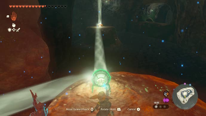 Link points a mirror towards another mirror, reflecting light between the two, on Lightcast Island in Zelda: Tears of the Kingdom