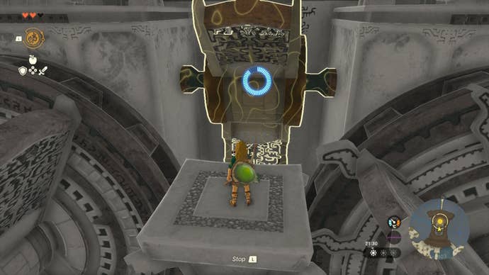 Link uses Recall on a cog in the Temple of Time in The Legend of Zelda: Tears of the Kingdom
