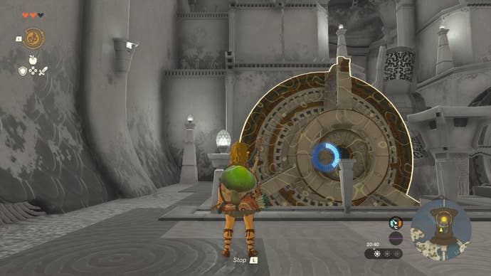 Link uses Recall ona  cog in the Temple of Time in The Legend of Zelda: Tears of the Kingdom