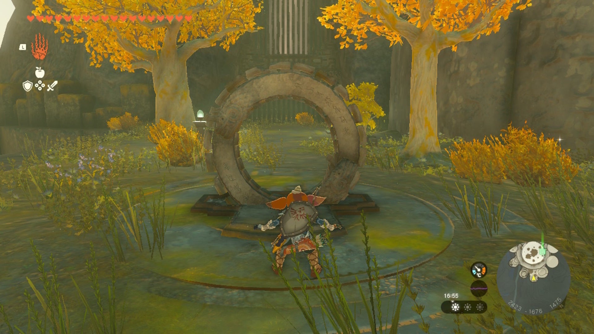 Link activates a Zonai terminal in Zelda: Tears of the Kingdom - 20