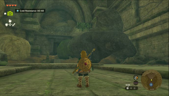 Link looking for the Forgotten Temple Goddess Statue location in the Pikida Stonegrove region in Zelda: Tears of the Kingdom.