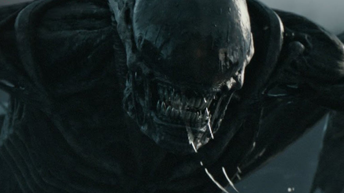 A fearsome looking alien with its teeth showing in Alien Covenant. - 6
