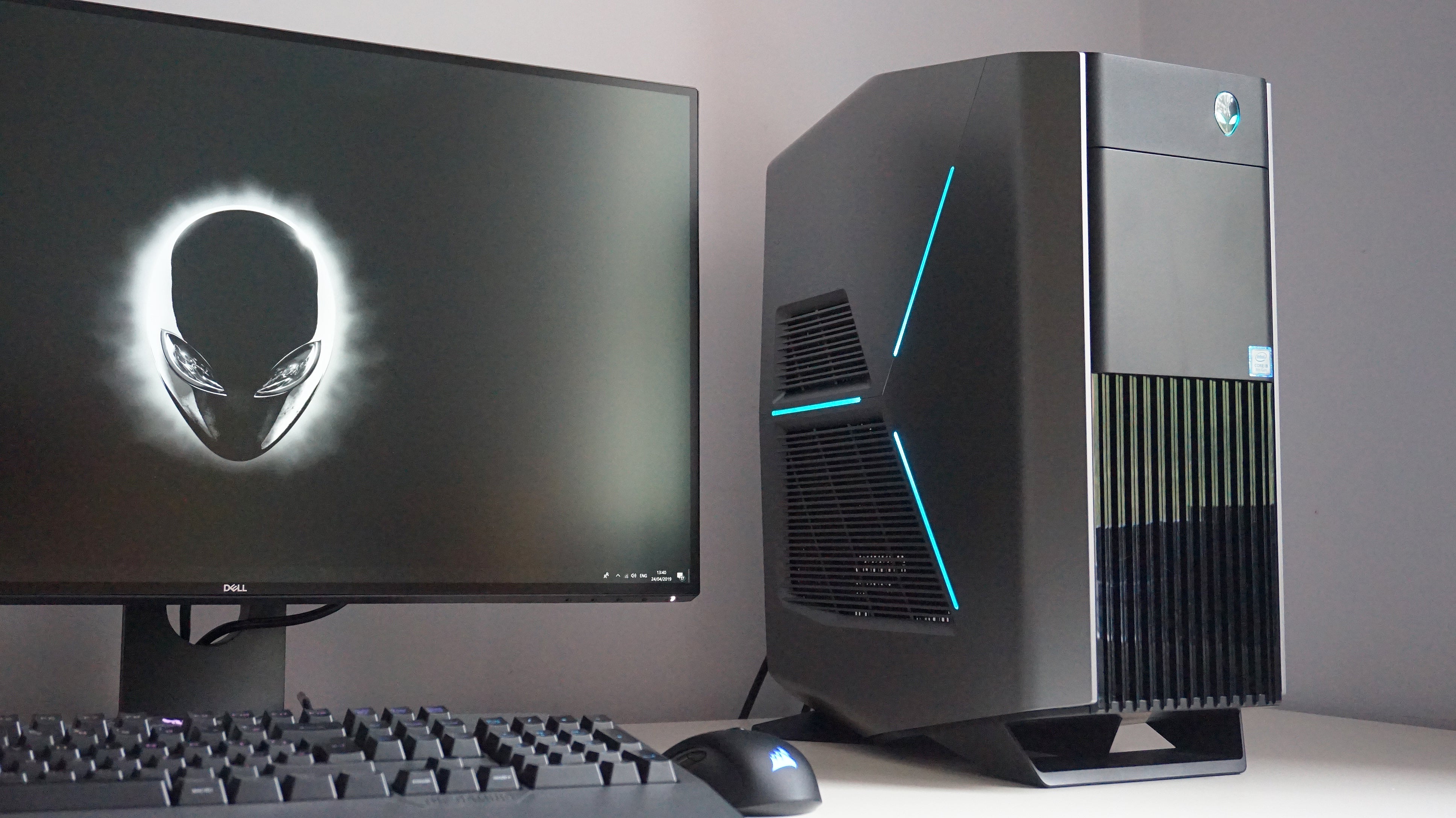 Alienware Aurora R8 review: A pint-sized RTX 2080 Ti PC | Rock 