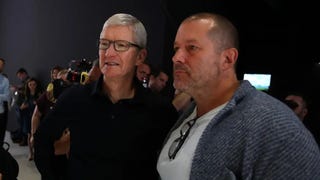 Apple e ora Ferrari: il designer di iPhone e non solo Jony Ive collaborerà a dei  'progetti creativi'