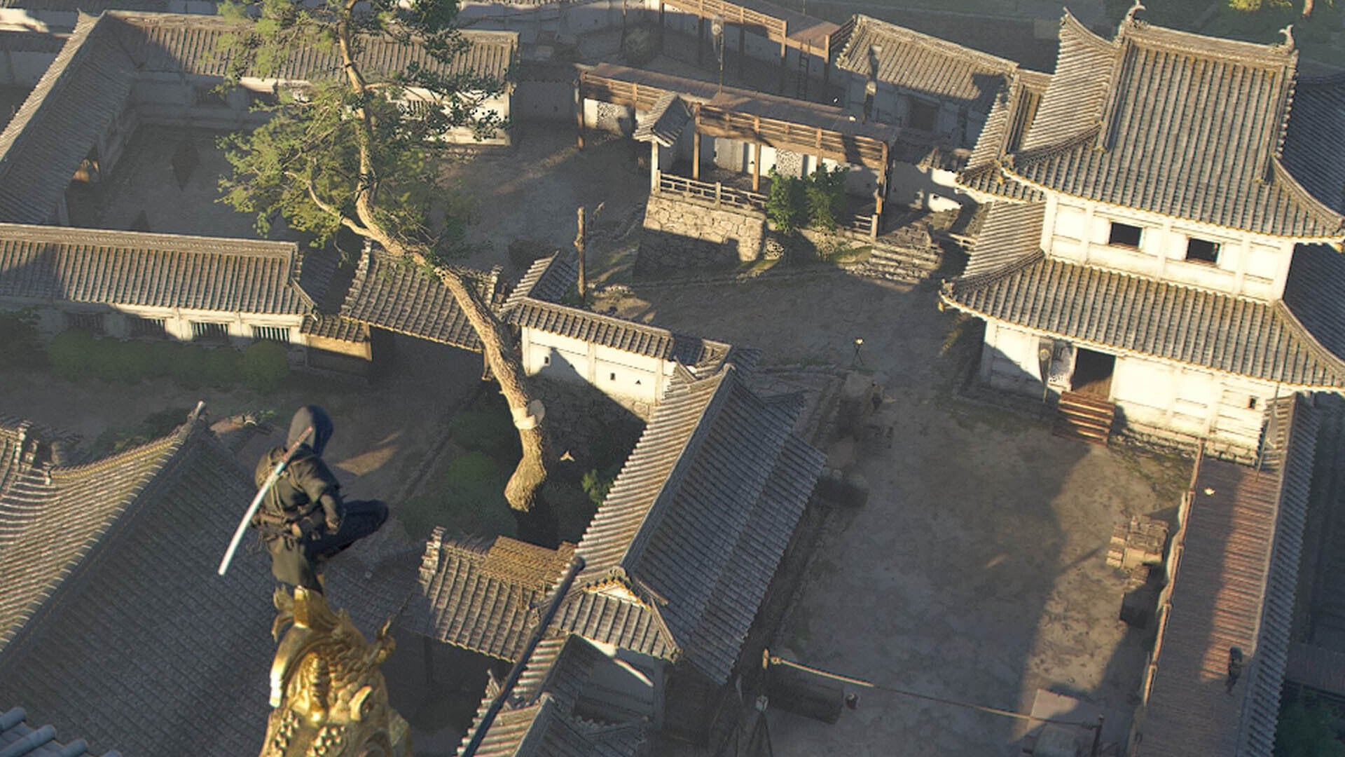 assassin&rsquo;s creed shadows naoe on roof looking over osaka castle