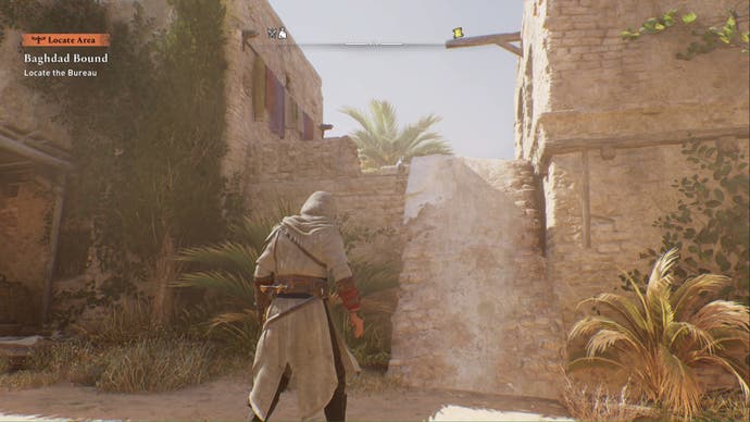 assassins creed mirage, Baism is looking at a slope to building entrance.