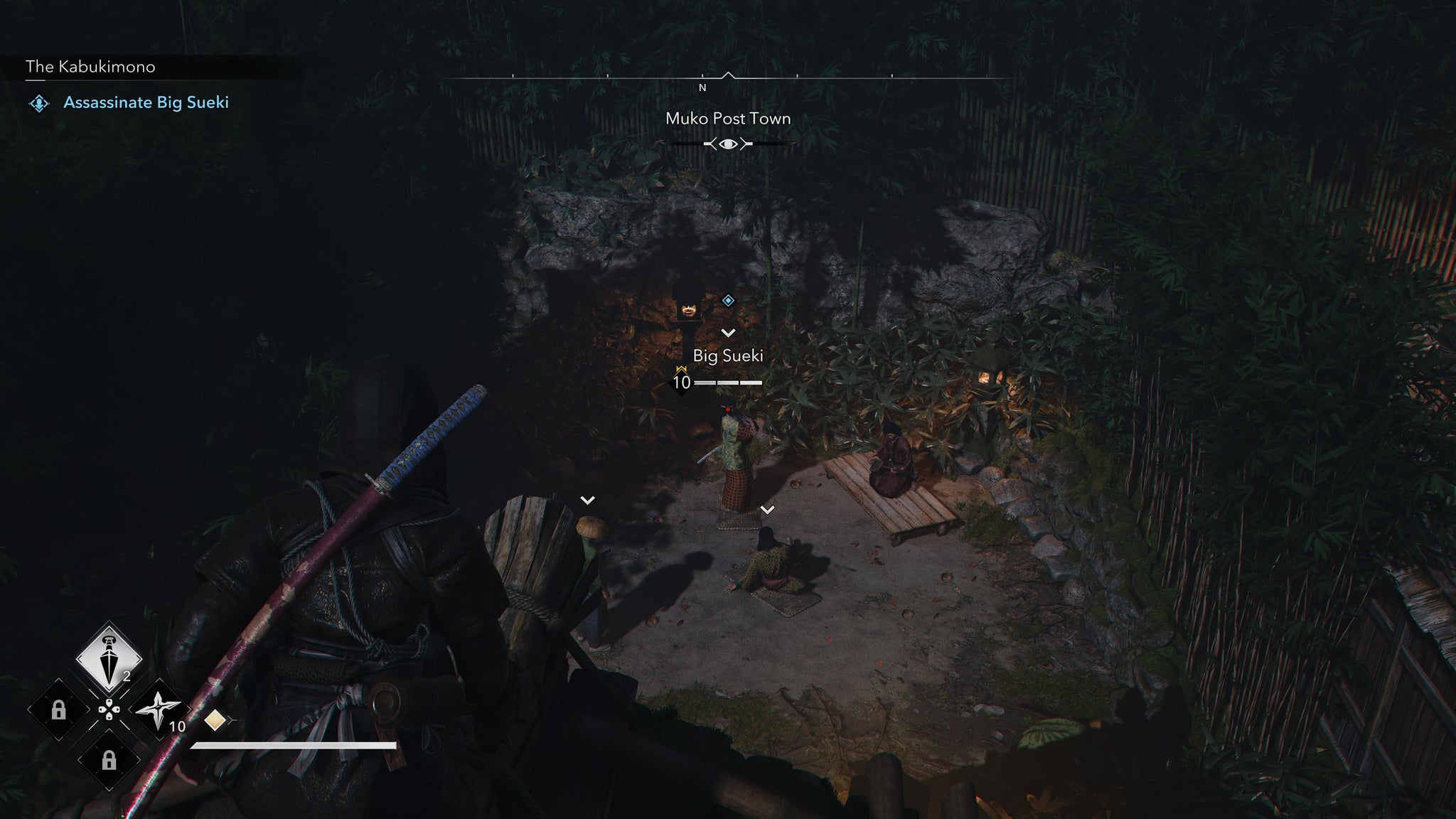 Naoe looking down on the Kabukimono target, Big Sueki, from a rooftop in Assassin's Creed Shadows. - 6