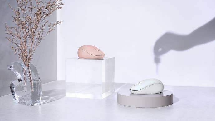 White and pink ASUS fragrance mice.