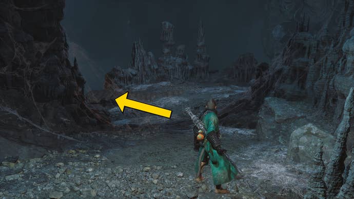 The player in Black Myth: Wukong heads along the path to the Yellow Loong boss in Chapter 4, while yellow arrows point the way down the path.